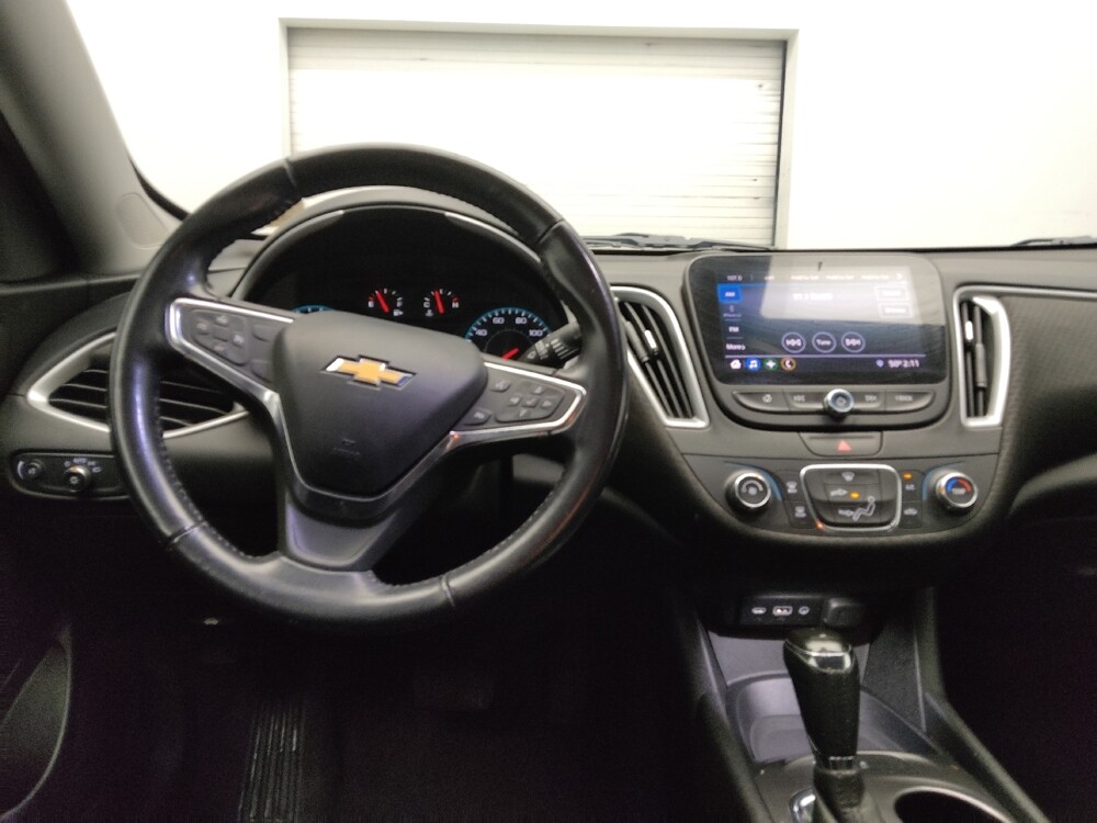 2019 Chevrolet Malibu in Stone Mountain, GA 30083 - 18105034 22