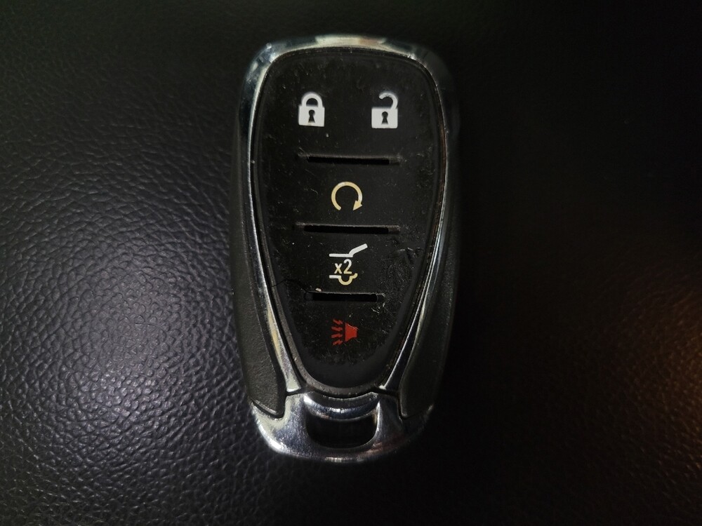 2019 Chevrolet Malibu in Stone Mountain, GA 30083 - 18105034 32