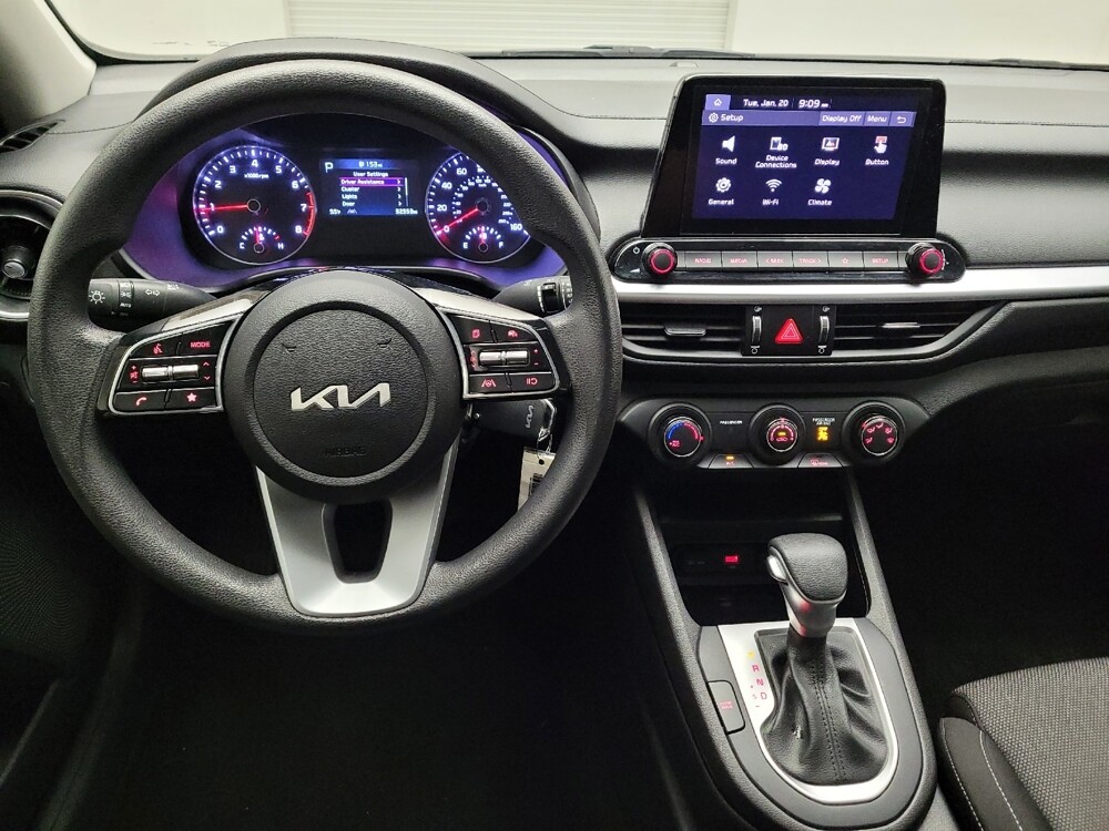 2022 Kia Forte in Riverside, CA 92504 - 18105036 22