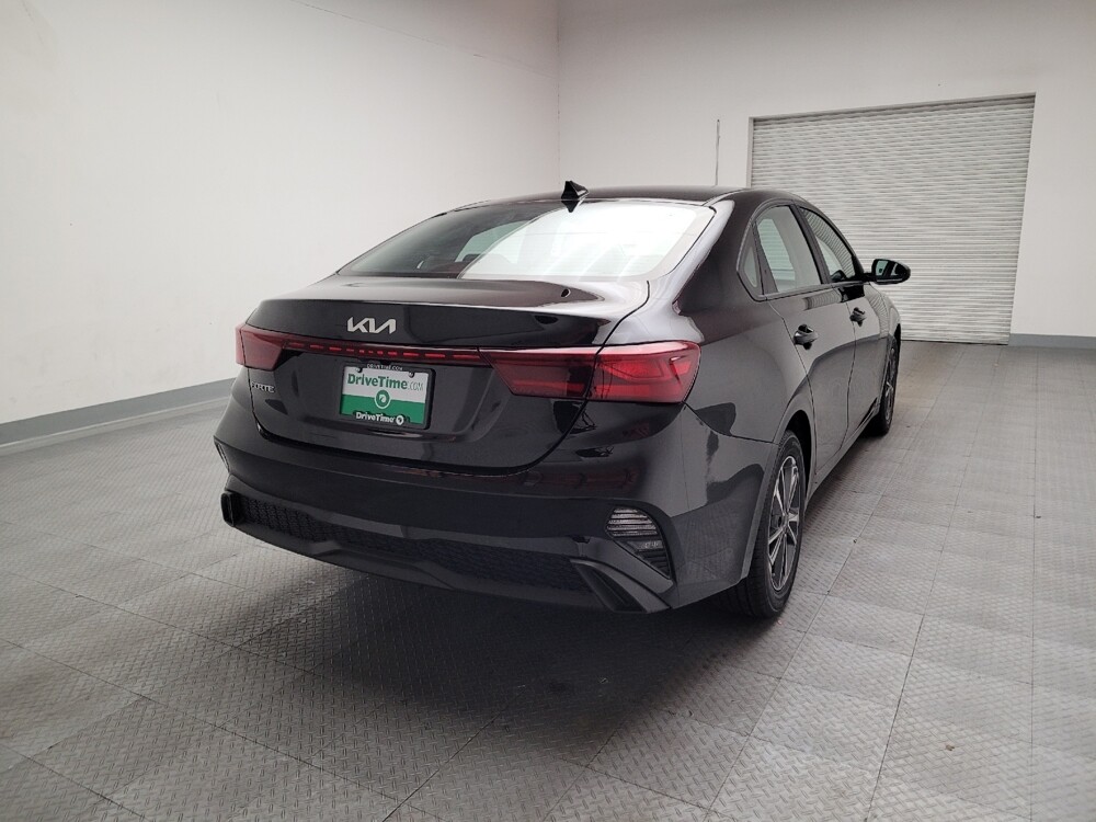 2022 Kia Forte in Riverside, CA 92504 - 18105036 7