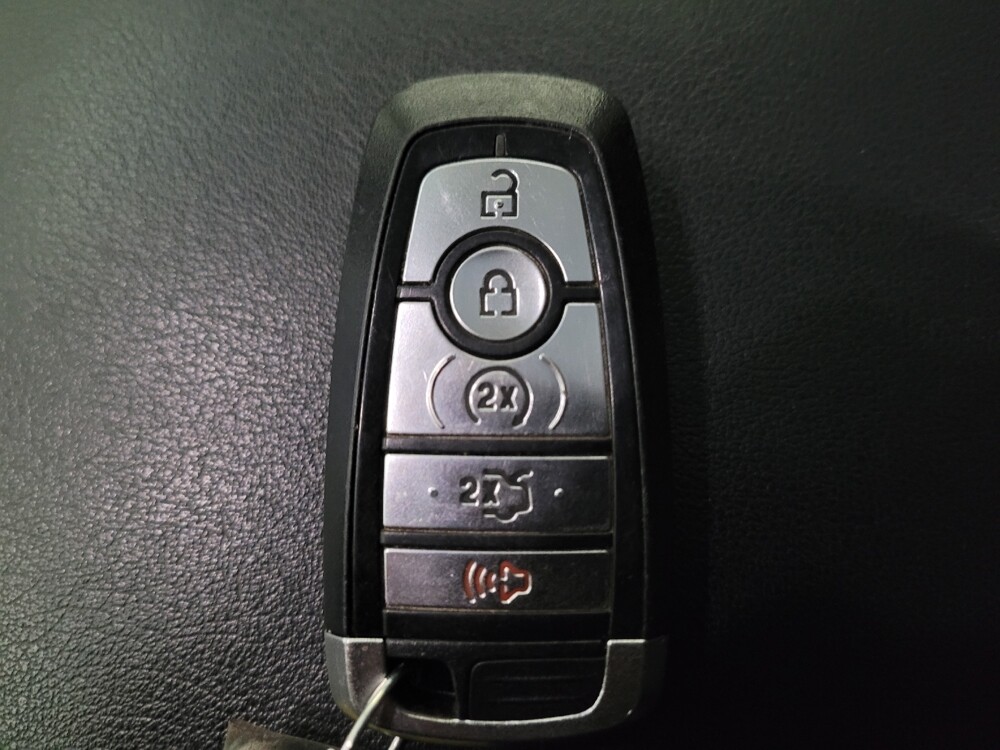 2017 Ford Edge in Montclair, CA 91763 - 18105038 32