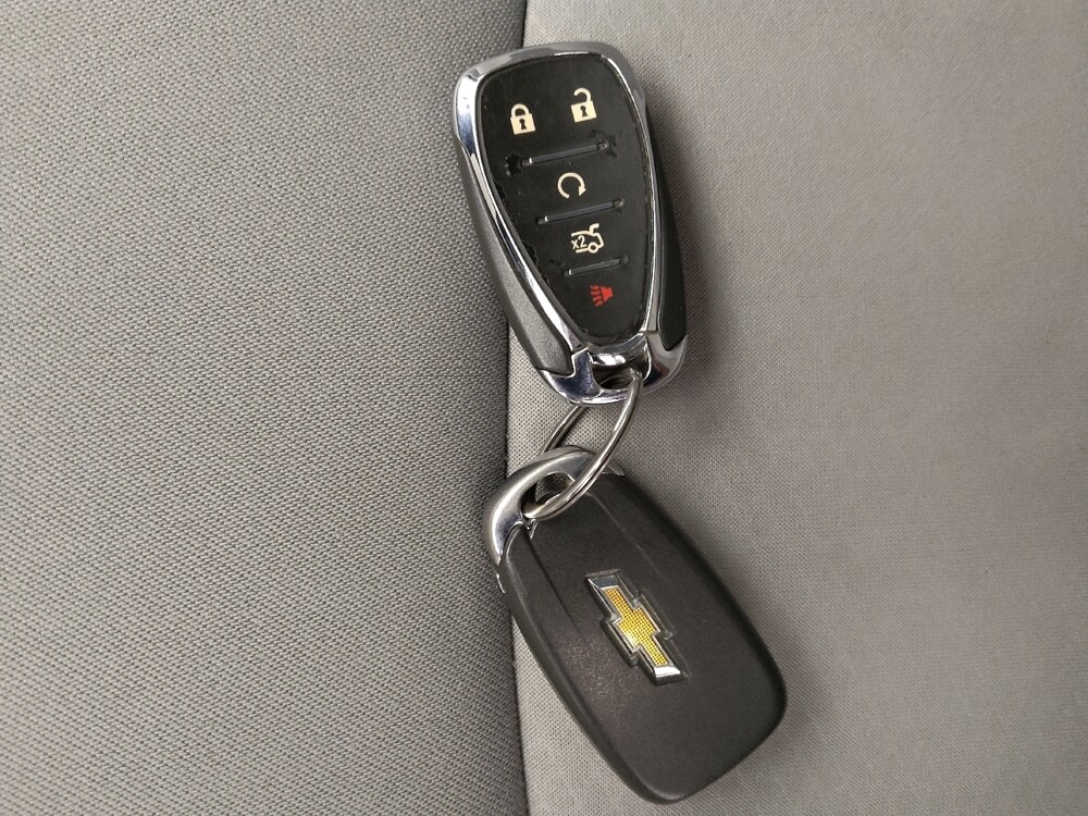 2023 Chevrolet Malibu in Gladstone, MO 64118 - 18105041 32