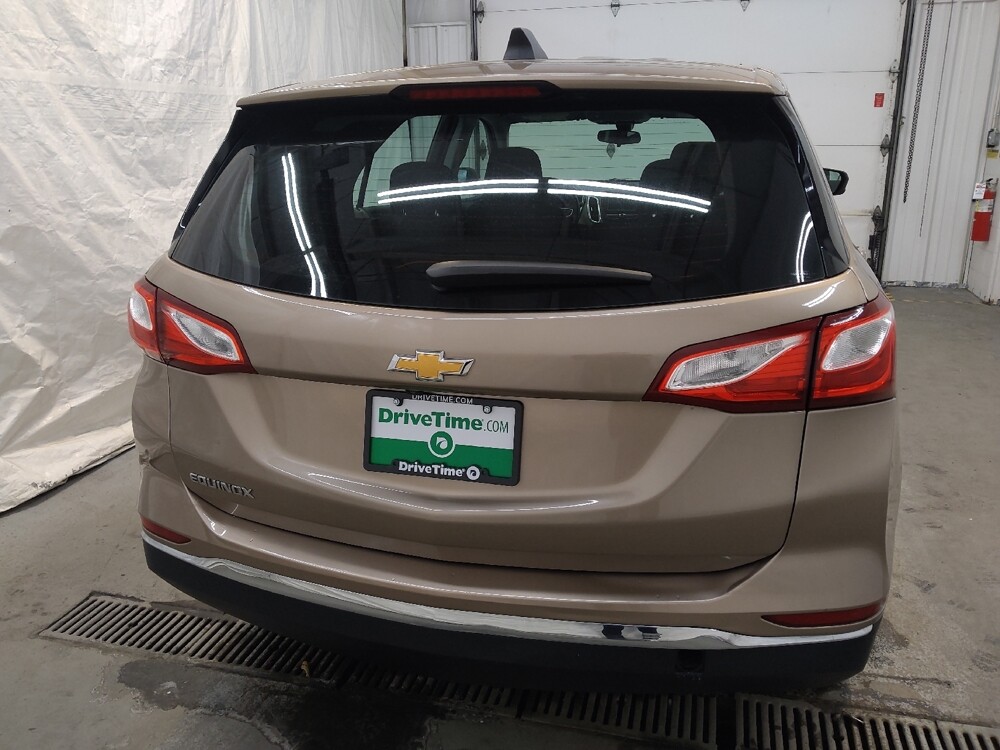 2018 Chevrolet Equinox in Cincinnati, OH 45255 - 18105044 7