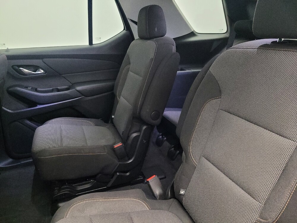 2019 Chevrolet Traverse in Jacksonville, FL 32210 - 18105049 18