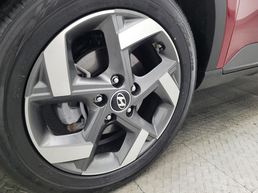 2024 Hyundai Venue in Greenville, NC 27834 - 18105057 31