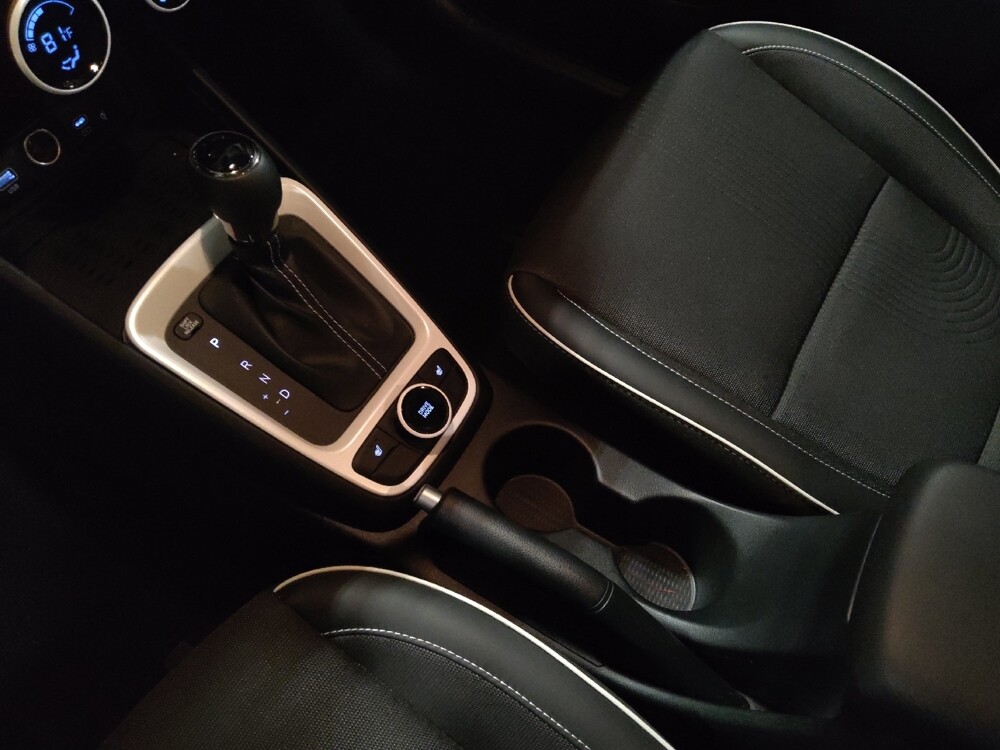 2024 Hyundai Venue in Greenville, NC 27834 - 18105057 26