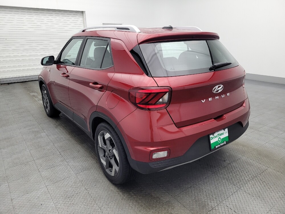 2024 Hyundai Venue in Greenville, NC 27834 - 18105057 5