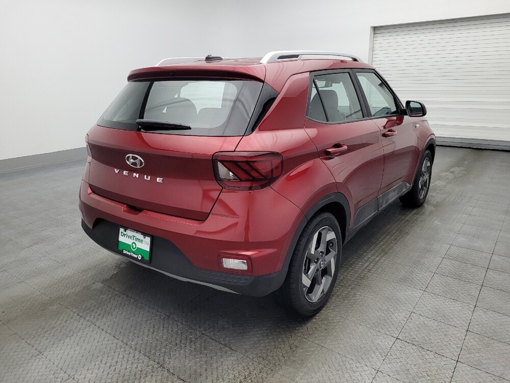 2024 Hyundai Venue in Greenville, NC 27834 - 18105057 9