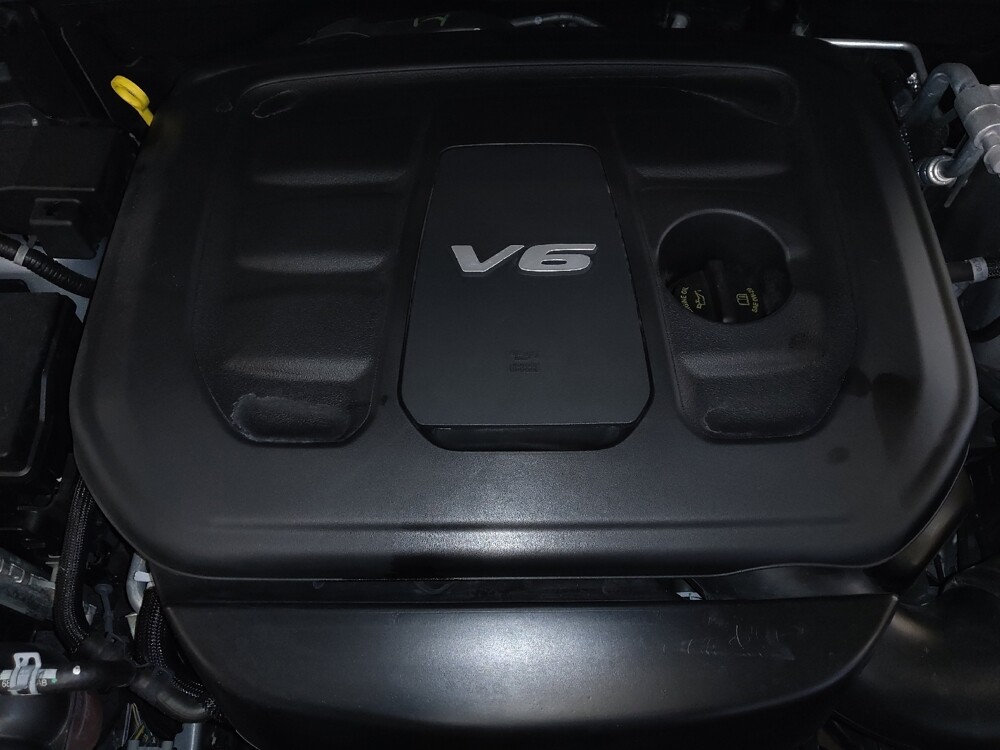 2018 Jeep Grand Cherokee in Gainesville, FL 32609 - 18105061 30