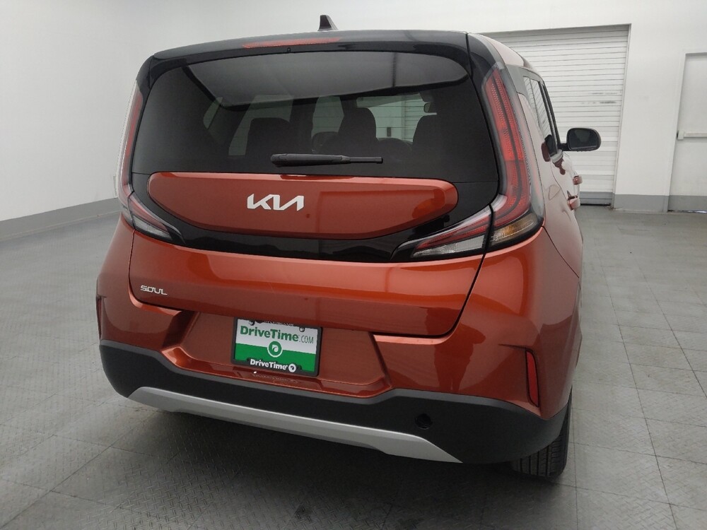 2023 Kia Soul in Greenville, NC 27834 - 18105062 7