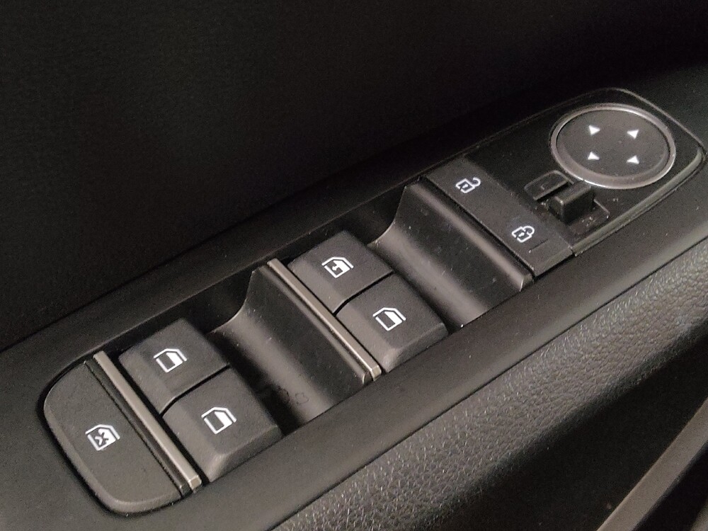 2023 Kia Soul in Greenville, NC 27834 - 18105062 27