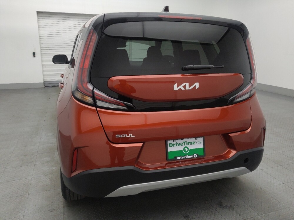 2023 Kia Soul in Greenville, NC 27834 - 18105062 6