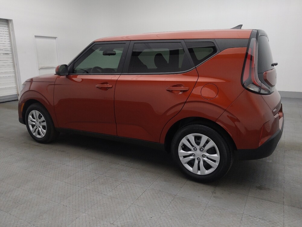 2023 Kia Soul in Greenville, NC 27834 - 18105062 3