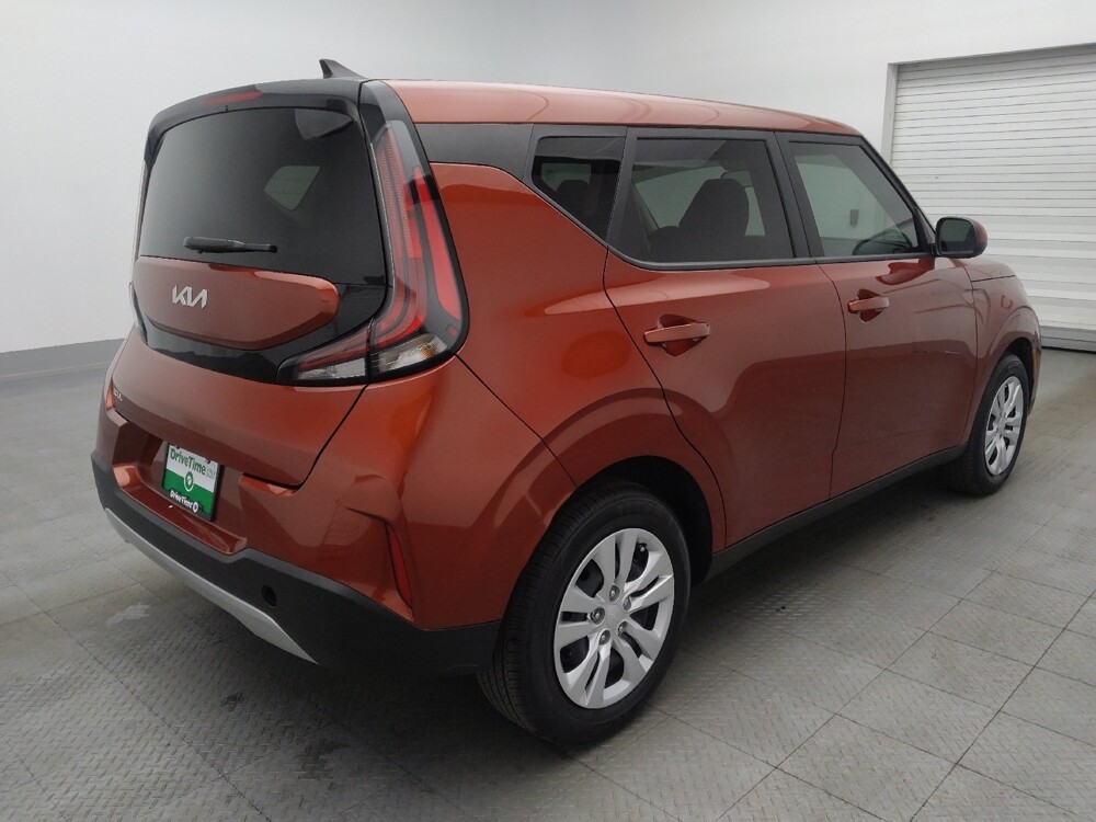 2023 Kia Soul in Greenville, NC 27834 - 18105062 9