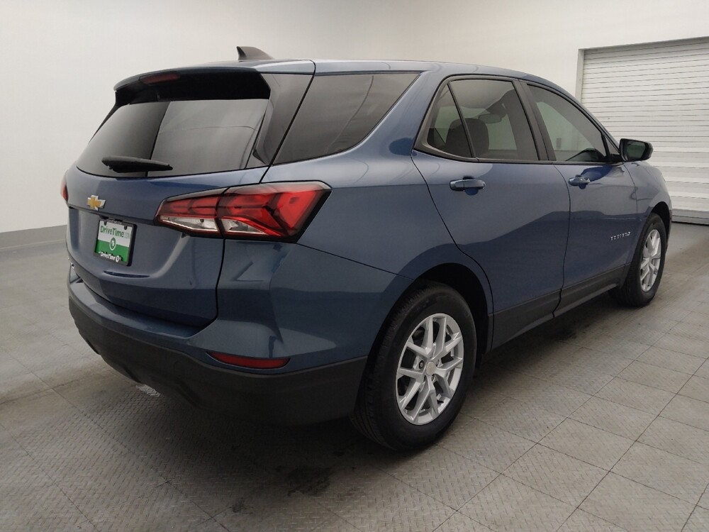 2024 Chevrolet Equinox in Greenville, NC 27834 - 18105066 9