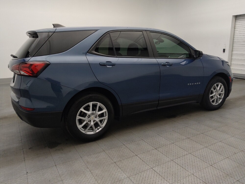 2024 Chevrolet Equinox in Greenville, NC 27834 - 18105066 10