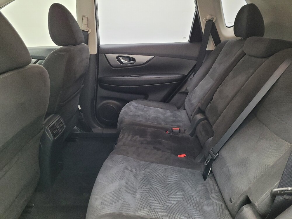 2015 Nissan Rogue in Las Vegas, NV 89104 - 18105077 18