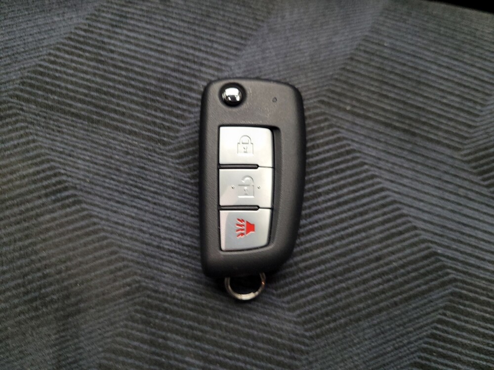 2015 Nissan Rogue in Las Vegas, NV 89104 - 18105077 32