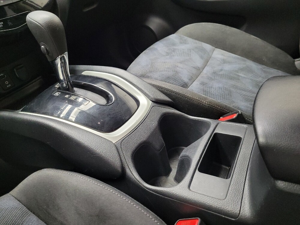 2015 Nissan Rogue in Las Vegas, NV 89104 - 18105077 26