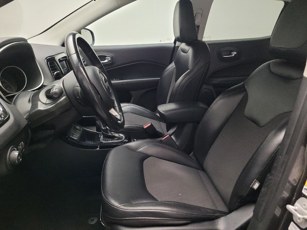 2019 Jeep Compass in Downey, CA 90241 - 18105078 17