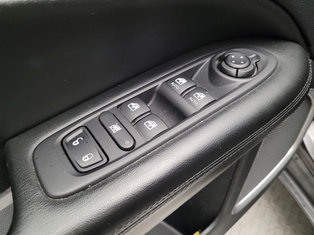 2019 Jeep Compass in Downey, CA 90241 - 18105078 27