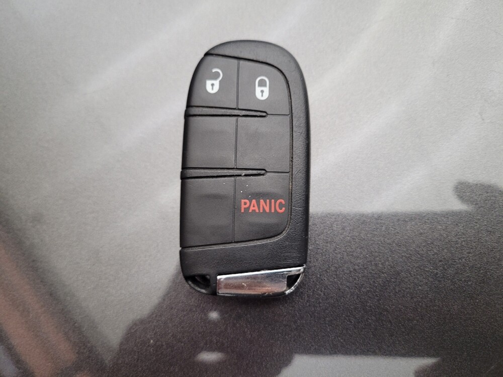 2019 Jeep Compass in Downey, CA 90241 - 18105078 32