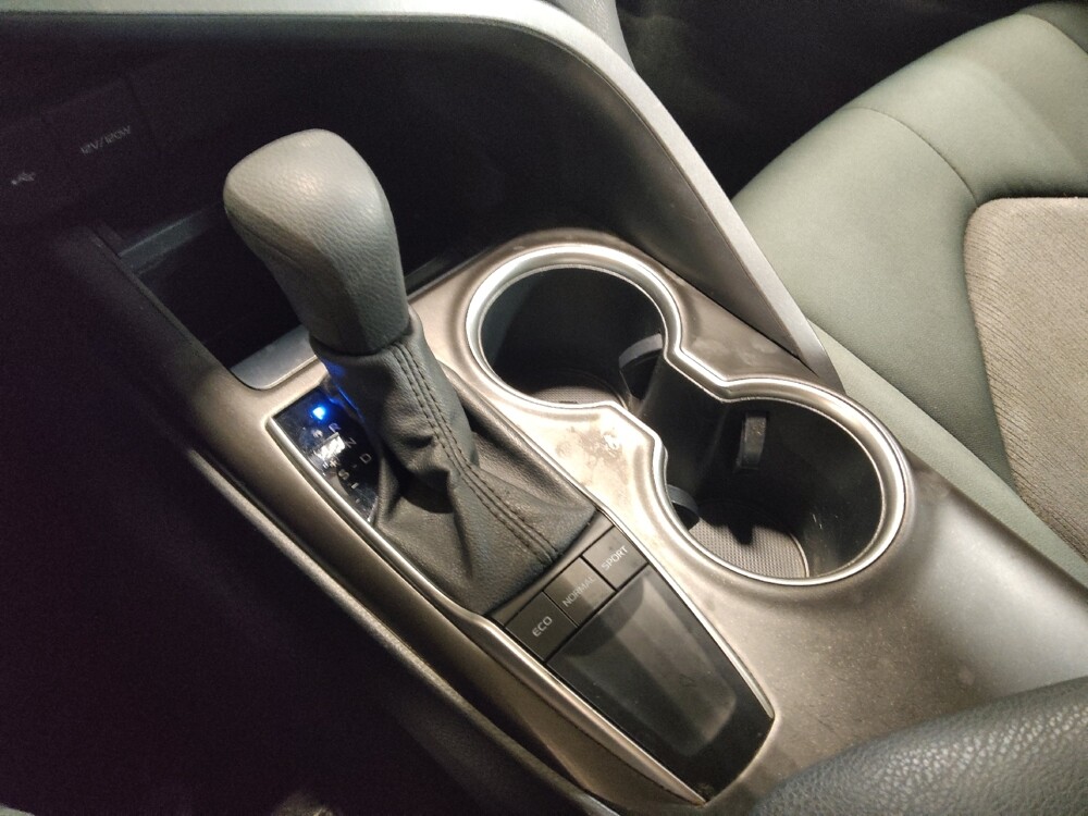 2022 Toyota Camry in Fort Worth, TX 76116 - 18105082 26