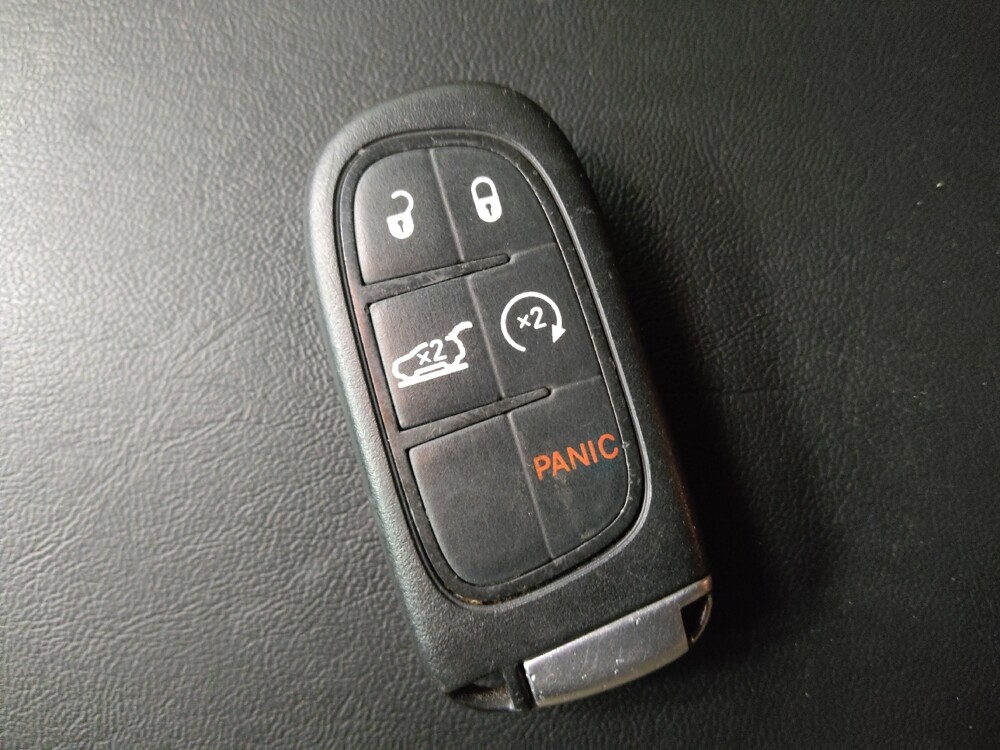 2016 Jeep Cherokee in Greenville, SC 29607 - 18105088 32