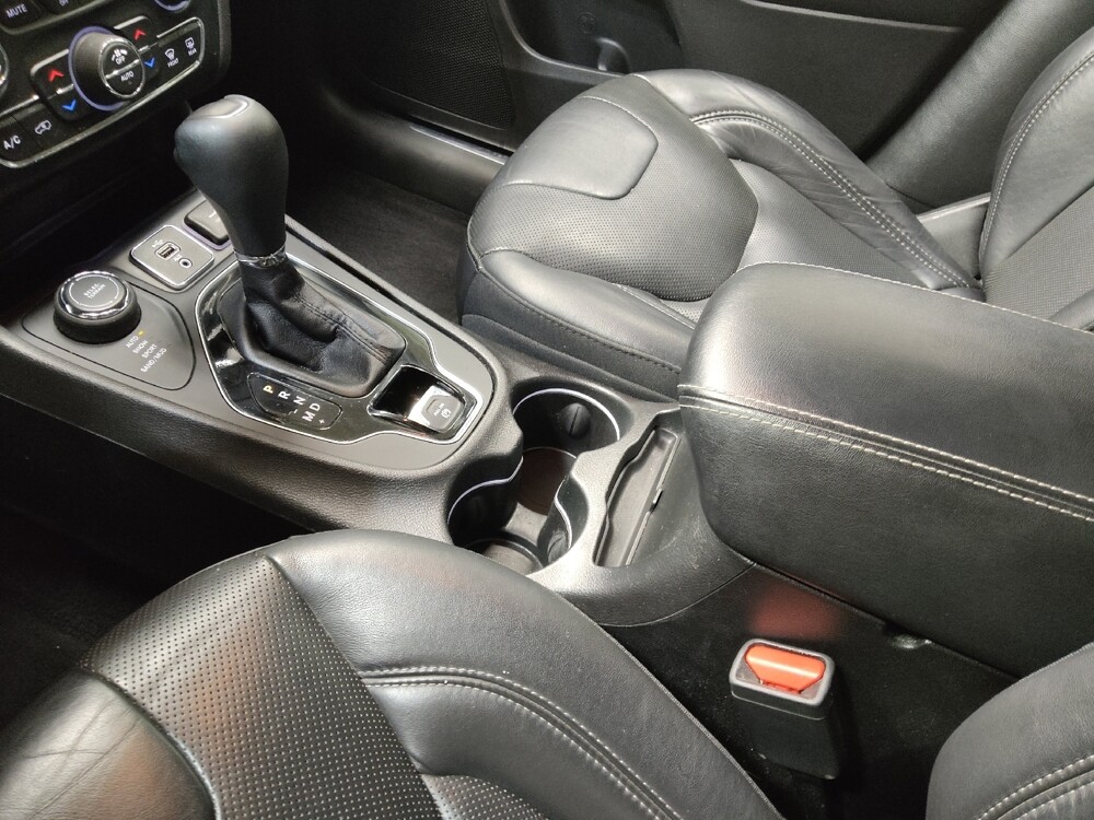 2019 Jeep Cherokee in Greenville, SC 29607 - 18105089 26