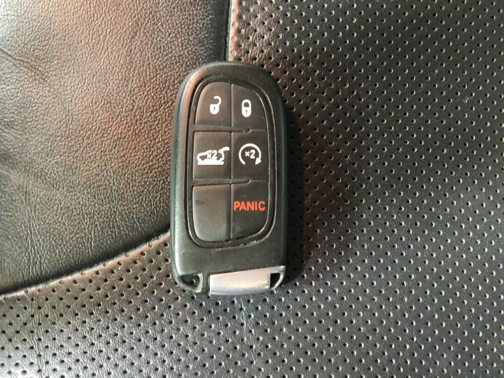 2019 Jeep Cherokee in Greenville, SC 29607 - 18105089 32