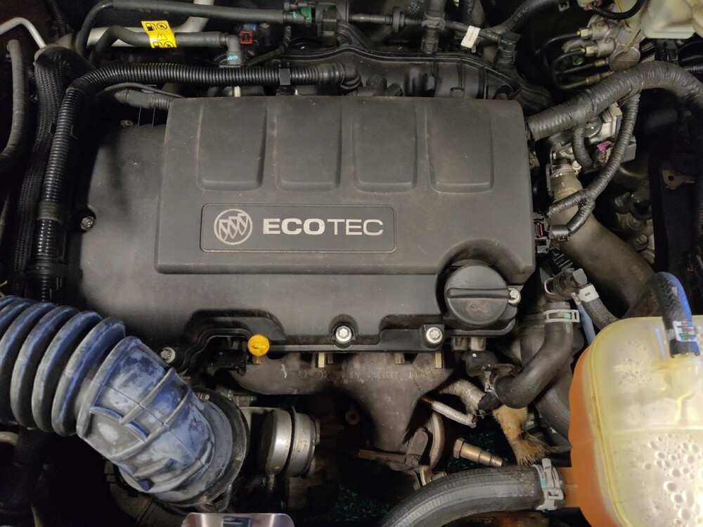 2015 Buick Encore in Mesa, AZ 85210 - 18105091 30