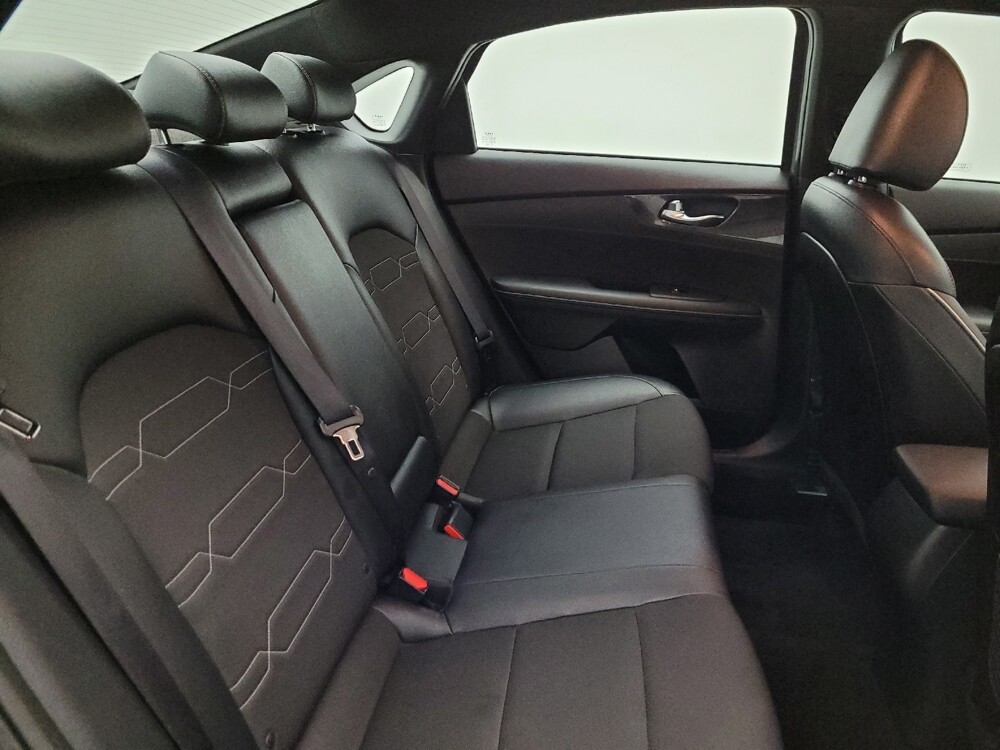 2024 Kia Forte in Glendale, AZ 85301 - 18105100 19