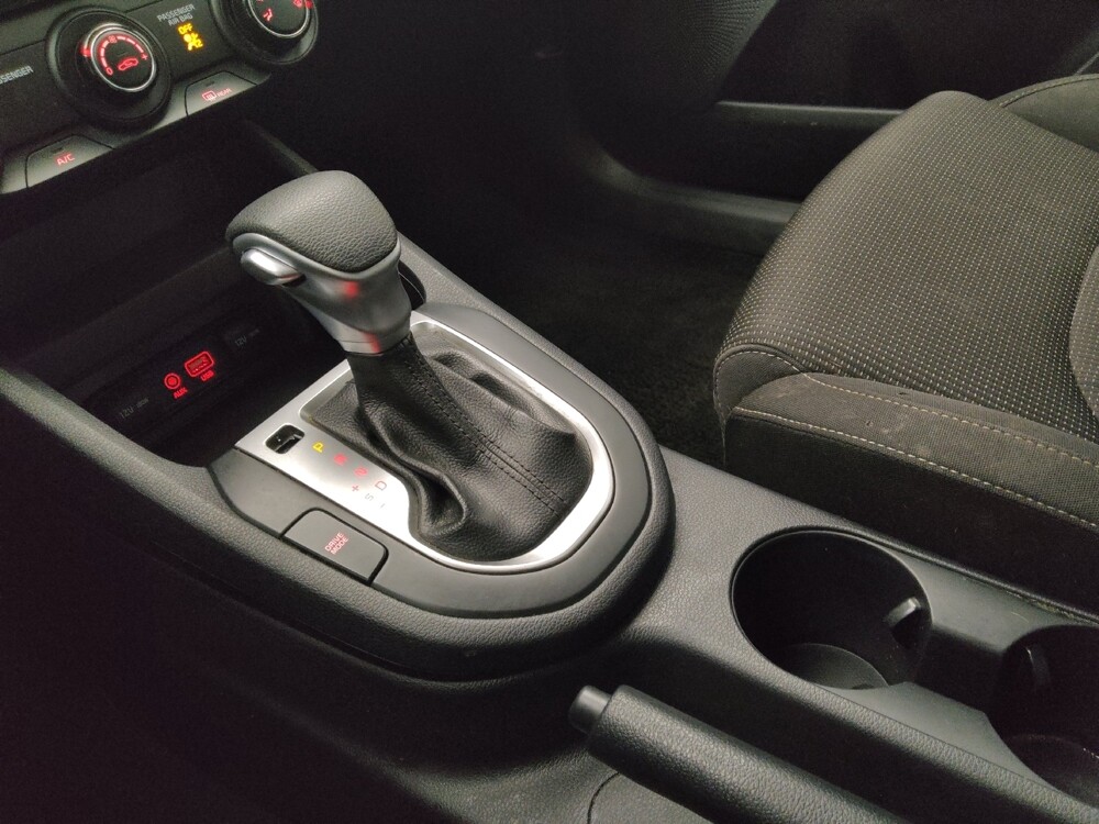 2020 Kia Forte in Midlothian, IL 60445 - 18105101 26