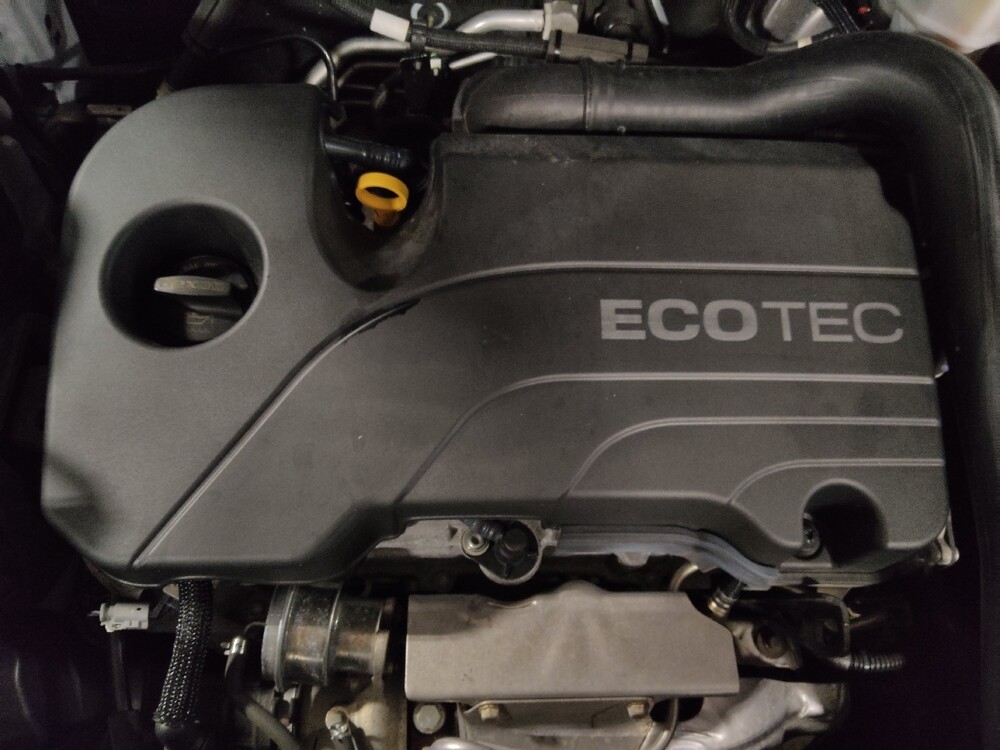 2020 Chevrolet Equinox in Raleigh, NC 27604 - 18105116 30