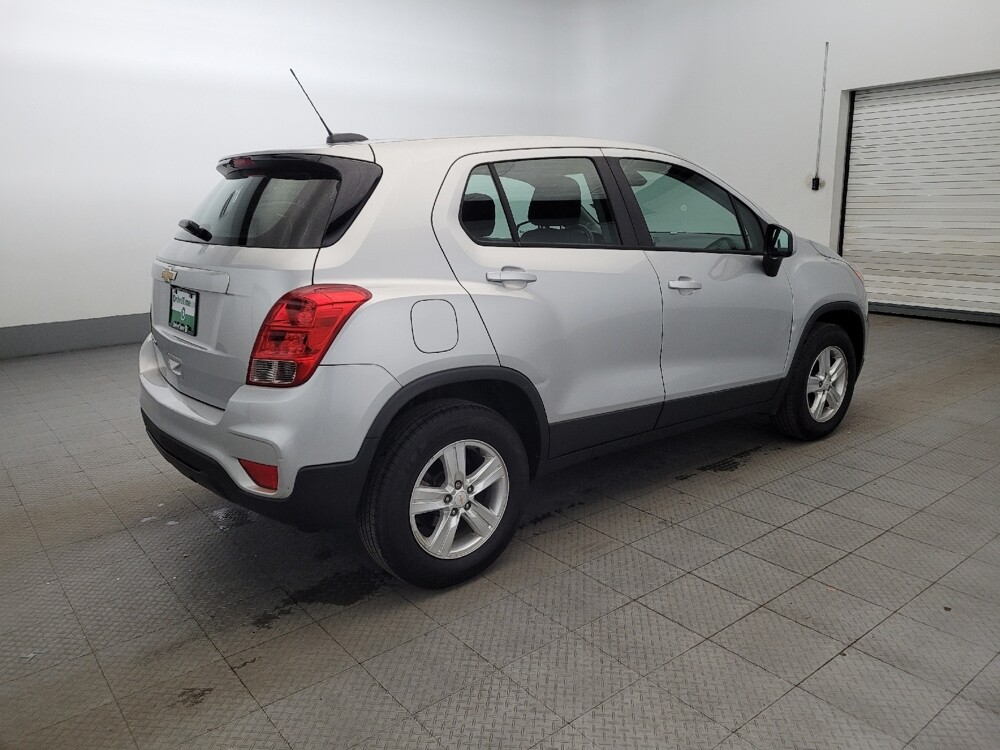 2018 Chevrolet Trax in Laurel, MD 20724 - 18105117 10