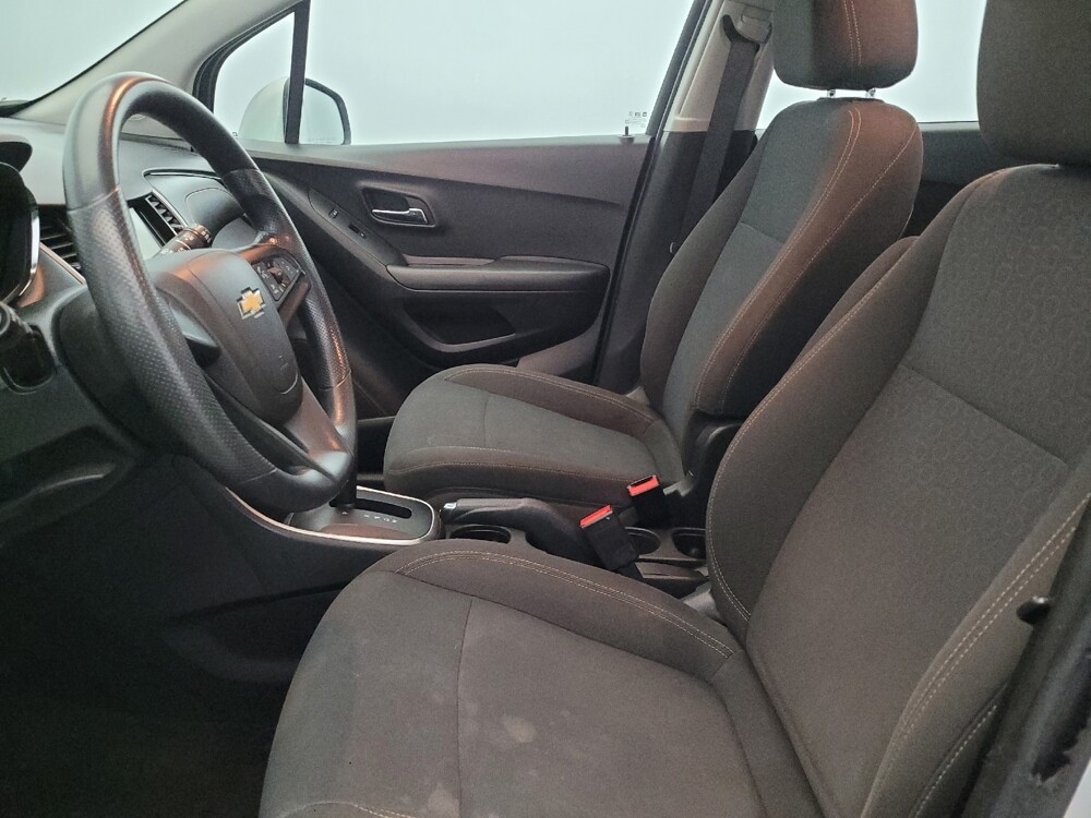 2018 Chevrolet Trax in Laurel, MD 20724 - 18105117 17