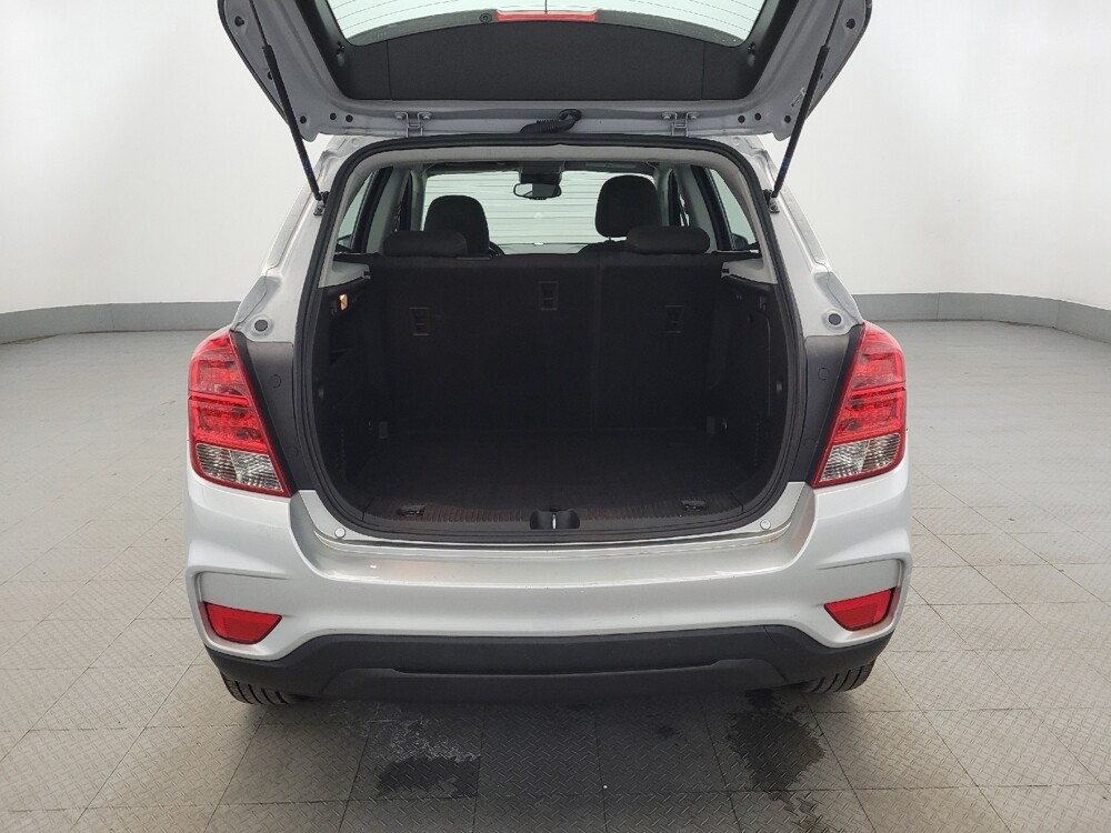 2018 Chevrolet Trax in Laurel, MD 20724 - 18105117 29