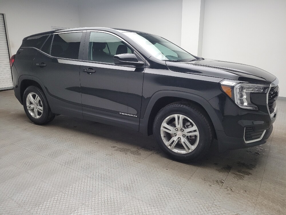 2024 GMC Terrain in Eastpointe, MI 48021 - 18105121 11