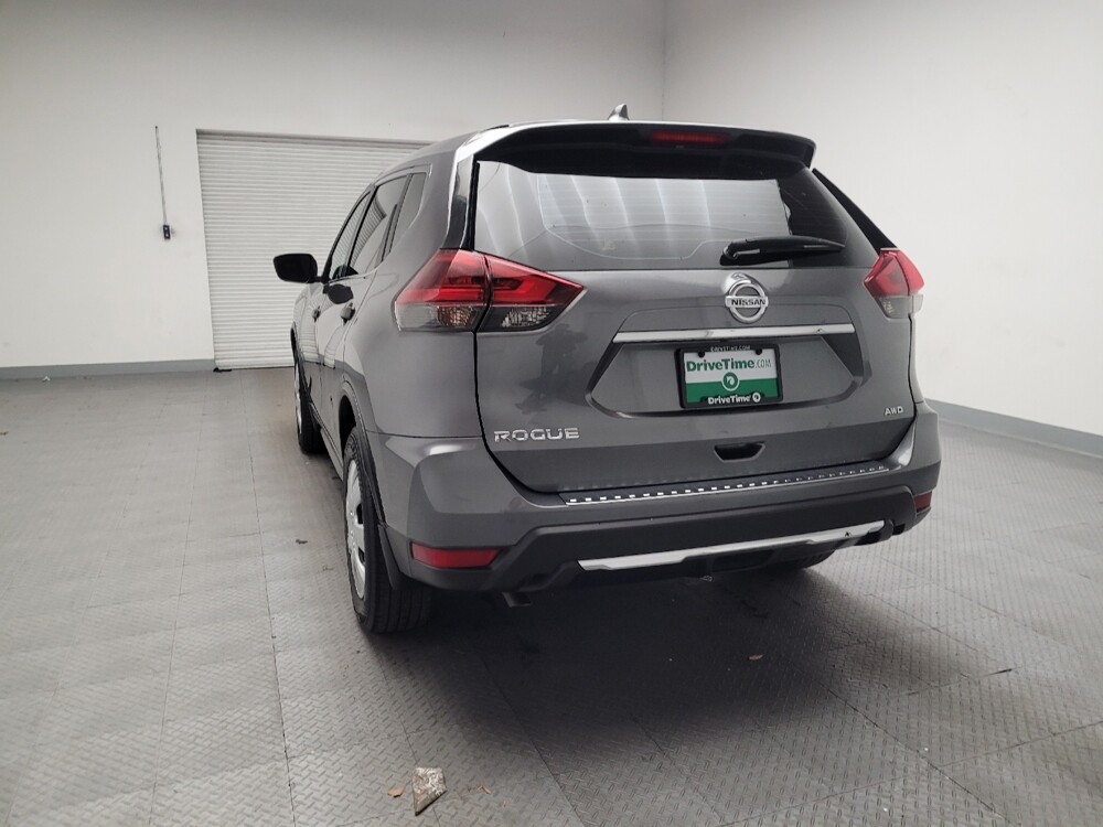 2018 Nissan Rogue in El Cajon, CA 92020 - 18105126 6