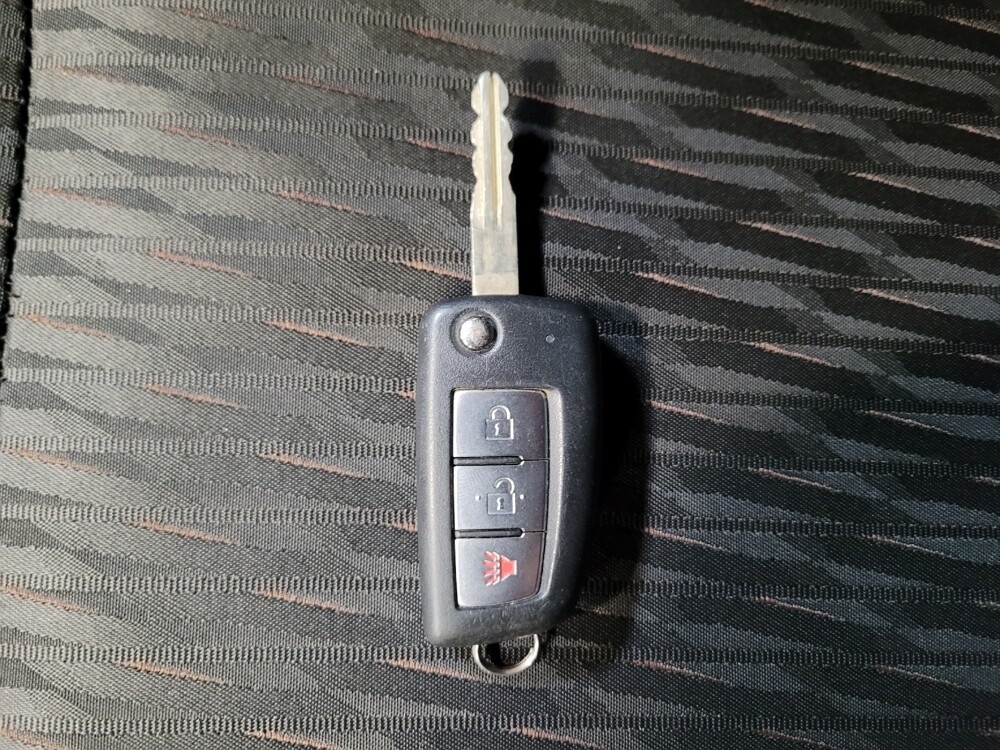 2018 Nissan Rogue in El Cajon, CA 92020 - 18105126 32