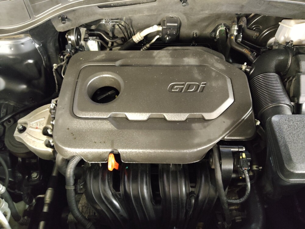 2017 Hyundai Santa Fe in Tallahassee, FL 32304 - 18105136 30