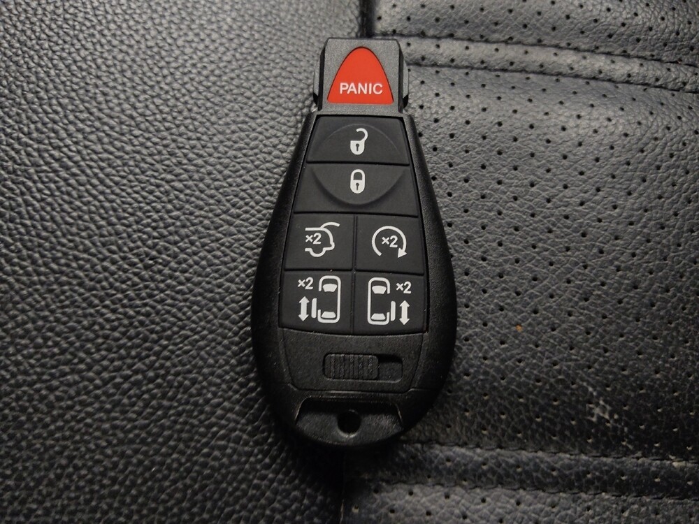 2018 Dodge Grand Caravan in San Antonio, TX 78238 - 18105137 32