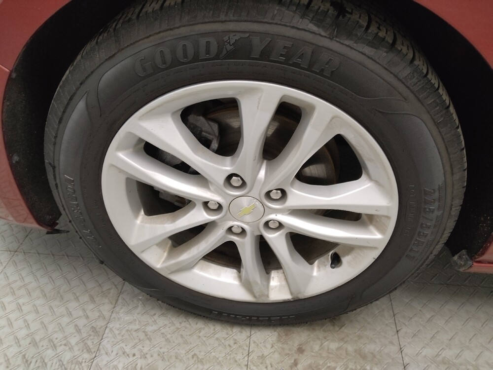 2017 Chevrolet Malibu in Midlothian, IL 60445 - 18105141 31