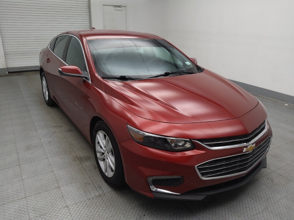 2017 Chevrolet Malibu in Midlothian, IL 60445 - 18105141 13