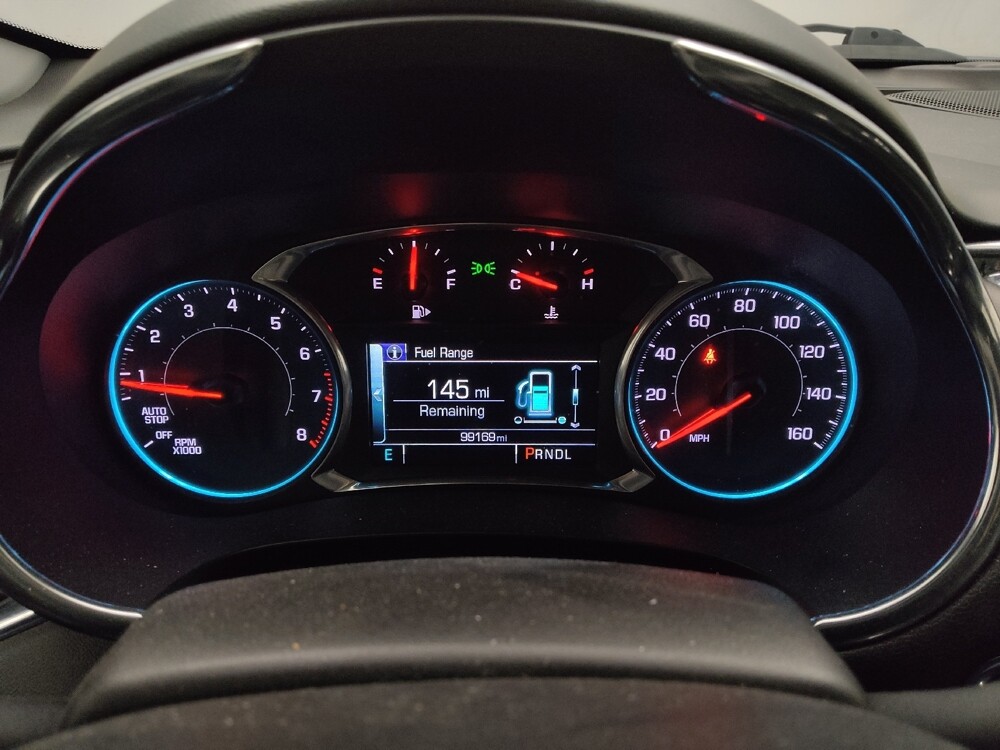 2017 Chevrolet Malibu in Midlothian, IL 60445 - 18105141 23