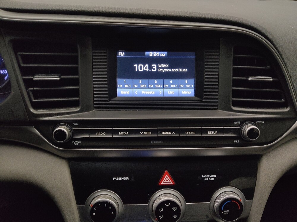 2019 Hyundai Elantra in Midlothian, IL 60445 - 18105142 25