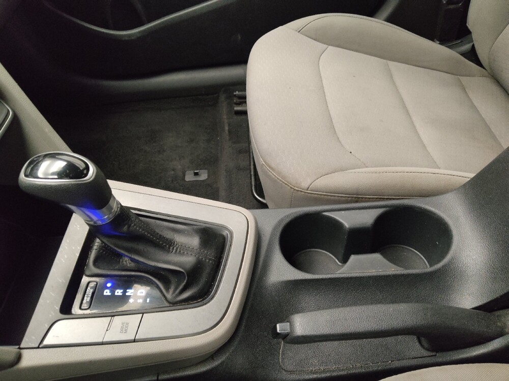 2019 Hyundai Elantra in Midlothian, IL 60445 - 18105142 26