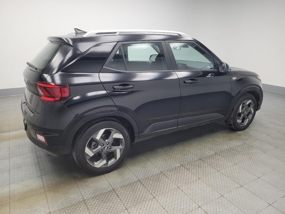 2022 Hyundai Venue in Highland, IN 46322 - 18105143 10