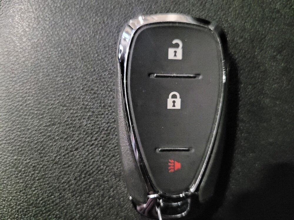 2022 Chevrolet Equinox in Pittsburgh, PA 15237 - 18105147 32