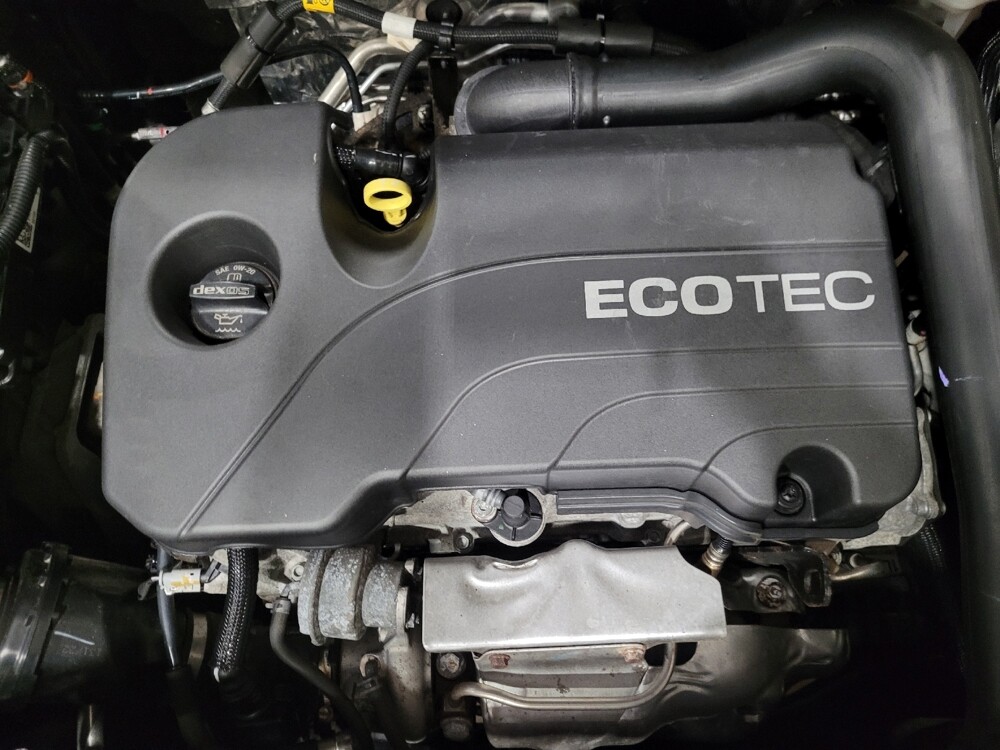 2022 Chevrolet Equinox in Pittsburgh, PA 15237 - 18105147 30